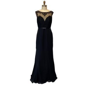 Elegant Black Maxi Dress